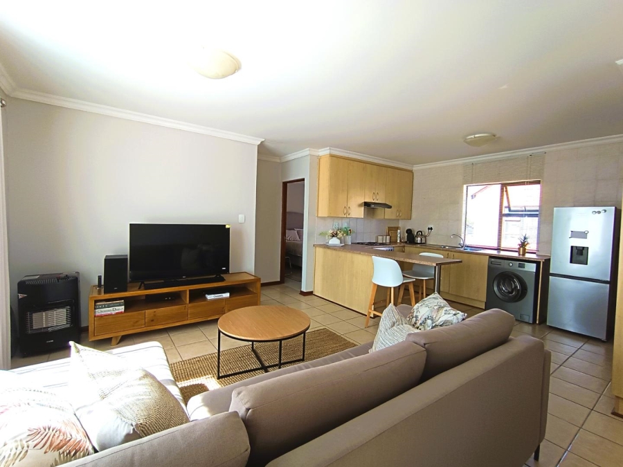 2 Bedroom Property for Sale in Langenhovenpark Free State